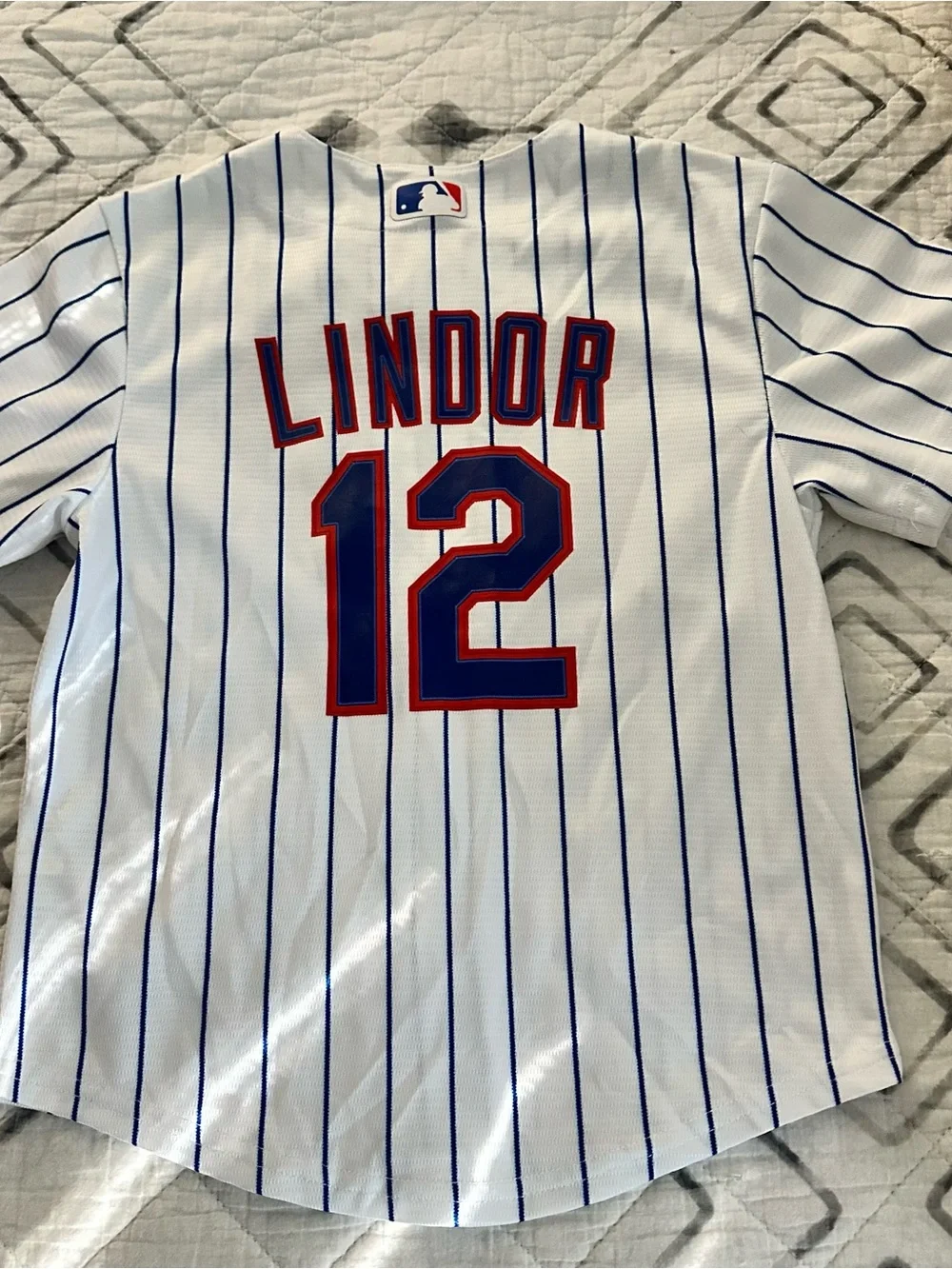Nike Kids New York Mets White and Blue Pinstripe Baseball Jersey Size: 5/6 M